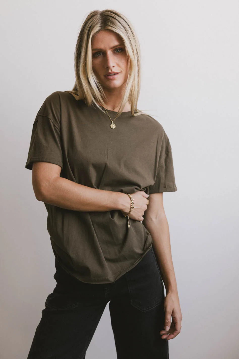 Crazy Price Slashing Gunner Basic Tee in Dark Olive - FINAL SALE