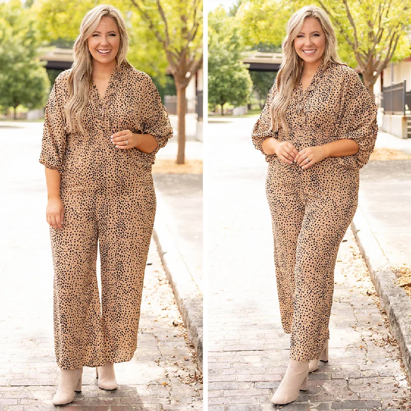 Women Wear Boutique Into The Wild Jumpsuit, Camel