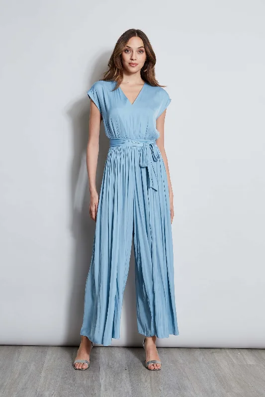 Sophisticated Style T-Tahari Pleated Jumpsuit