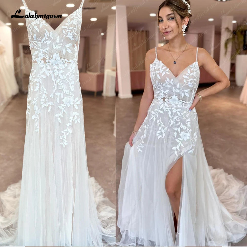 New Season Fashion Preview Roycebridal Plunging Lace Appliques Open Back Wedding Dress V Neck Spaghetti Straps 2025 Bride Wedding Dress robe de soirée New Season Fashion Preview Roycebridal Plunging Lace Appliques Open Back Wedding Dress V Neck Spaghetti Straps 2025 Bride Wedding Dress robe de soirée