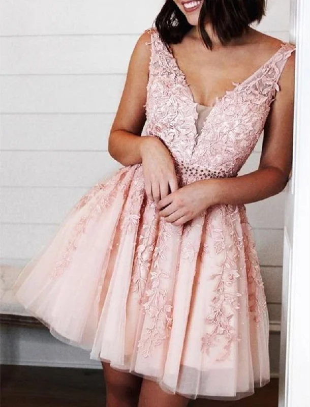 Trendy Street Style Clothing Women Lace Prom Dresses Short Cocktail Gowns Girls Appliques Homecoming Dresses Short Graduation Dress YHD032