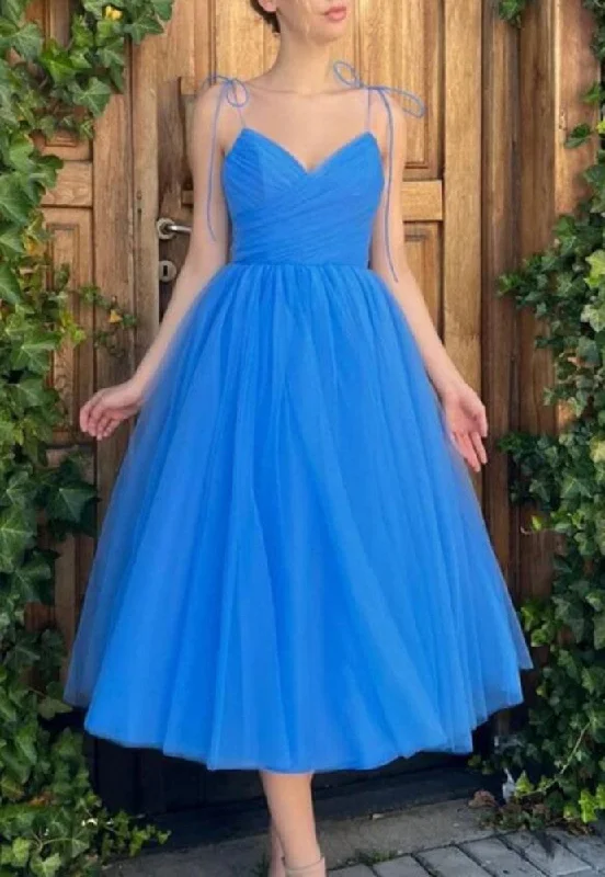 Fashion Forward Outfits Women V-Neck Prom Dresses Short Cocktail Gowns Girls Homecoming Dresses Short Graduation Dress YHD149