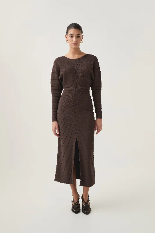 Unbeatable Deals Modernist Cocoon Midi Dress