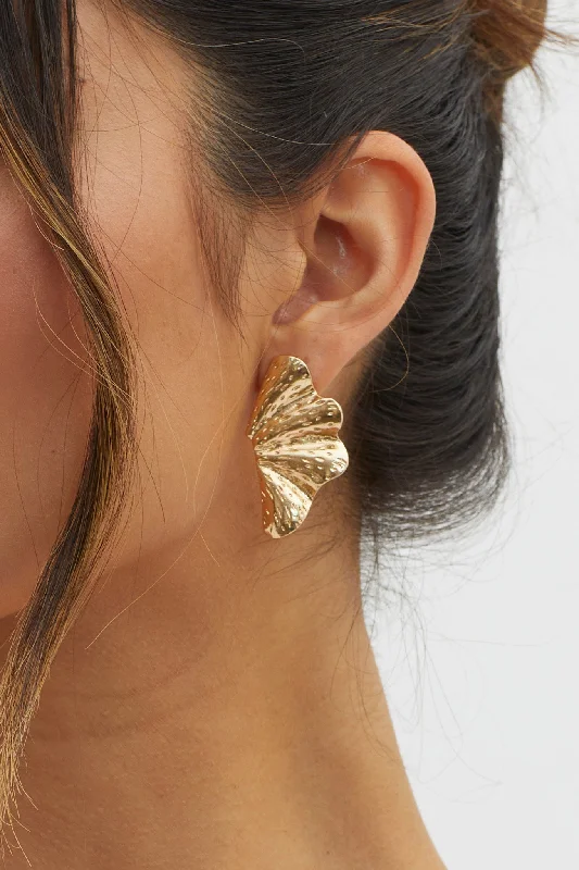 Fashion Forward Olga Fan-shaped Leaf Earrings Gold