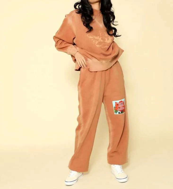 Trendy Women’s Outfits for Casual Wear From Another Perspective Sweatpants In Brown