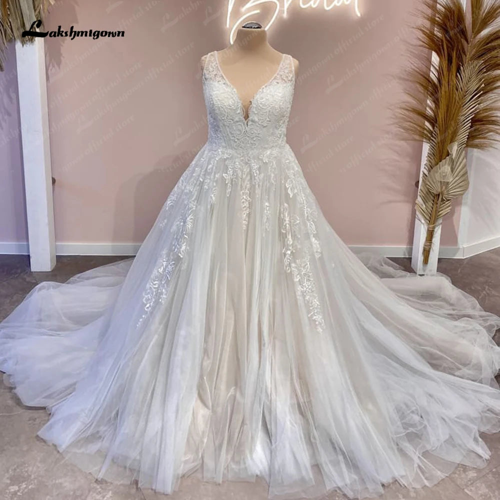 Chic And Edgy Roycebridal Lace Floral V Neck Backless Wedding Dress for Women 2025 Bridal Gown Cutsom Made Sweep Train vestidos para mujer Chic And Edgy Roycebridal Lace Floral V Neck Backless Wedding Dress for Women 2025 Bridal Gown Cutsom Made Sweep Train vestidos para mujer