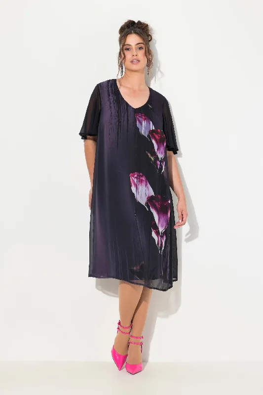 Trendy Street Style Attire Ulla Popken Floral Dress in Black