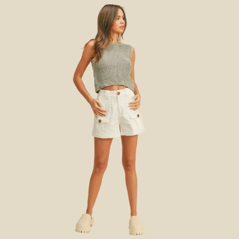 Chic Casual Wardrobe Essentials Cotton Cargo Shorts (Off White)