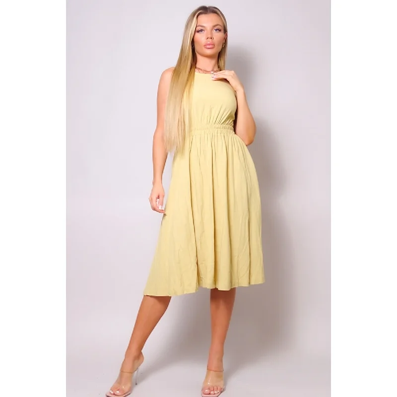 Trendy Outfits For Ladies Chic Sleeveless Linen Midi Dress with Back Cutout – Effortless Summer Style Trendy Outfits For Ladies Chic Sleeveless Linen Midi Dress with Back Cutout – Effortless Summer Style