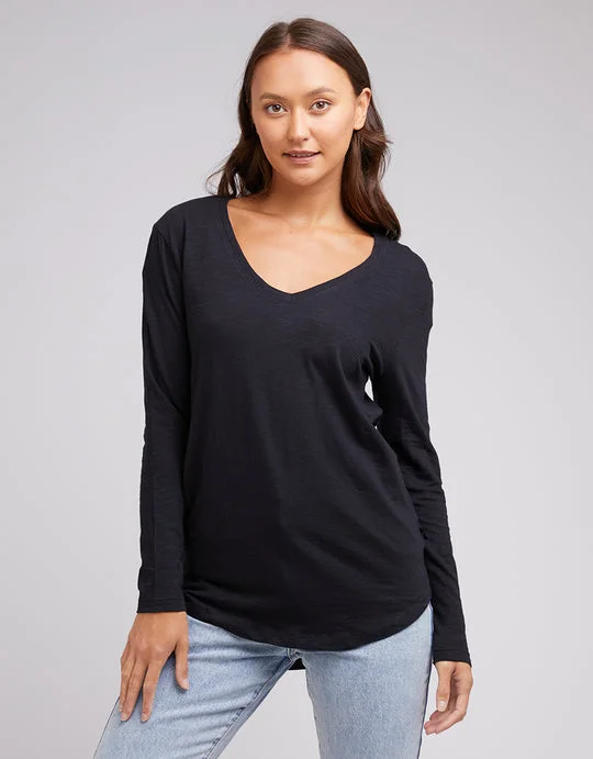 Trendy Women's Collection Silent Theory Marvelous L/S Tee Black