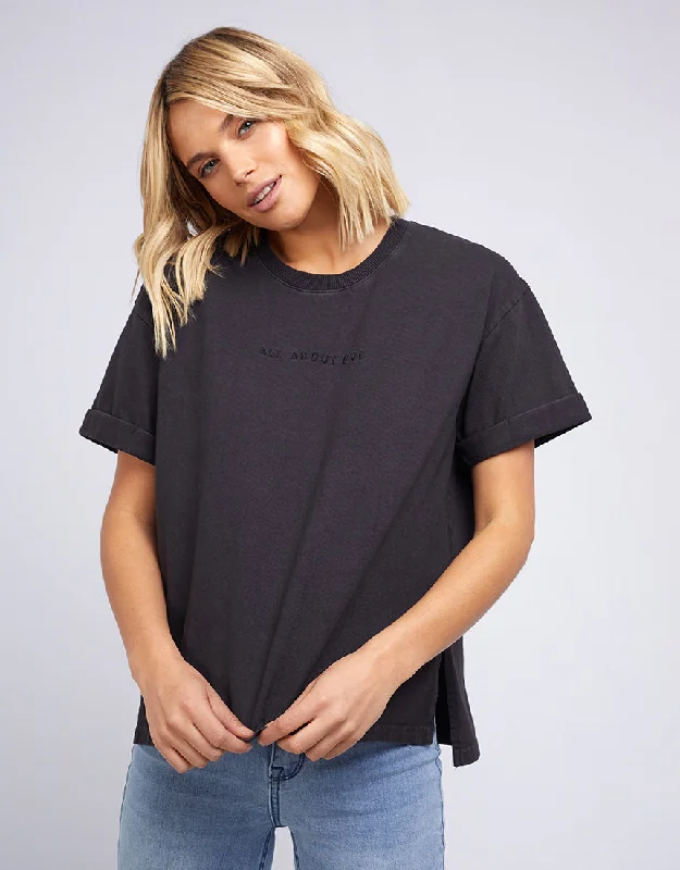 Chic Casual Wardrobe Essentials All About Eve AAE Washed Tee Washed Black