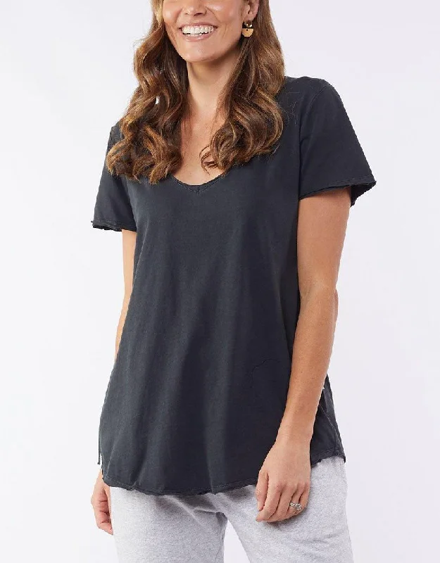 Fashion Forward Fundamental Vee Tee - Washed Black