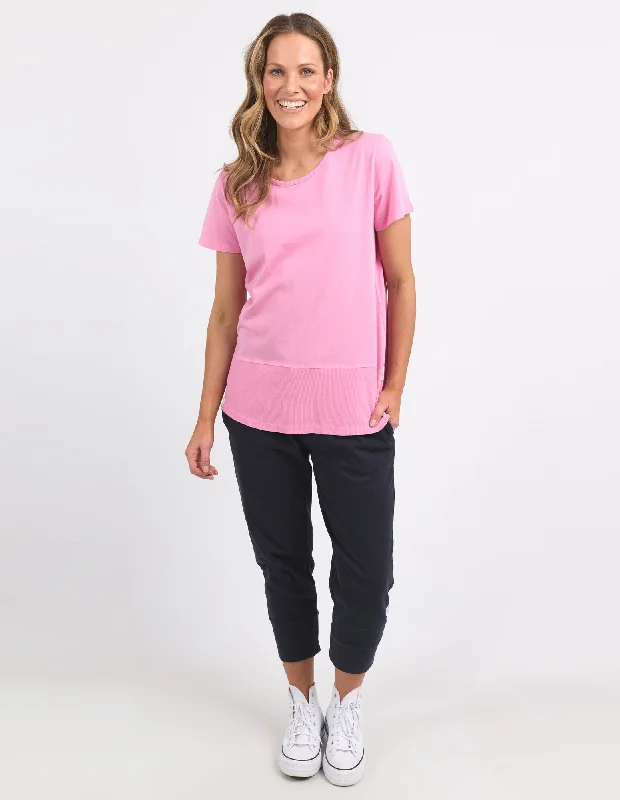 Women’s Outerwear for All Weather Conditions Elm Rib S/S Tee Strawberry Pink