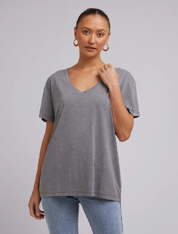 Everyday Women’s Fashion Trends Silent Theory Harper Vee Tee Grey Marle