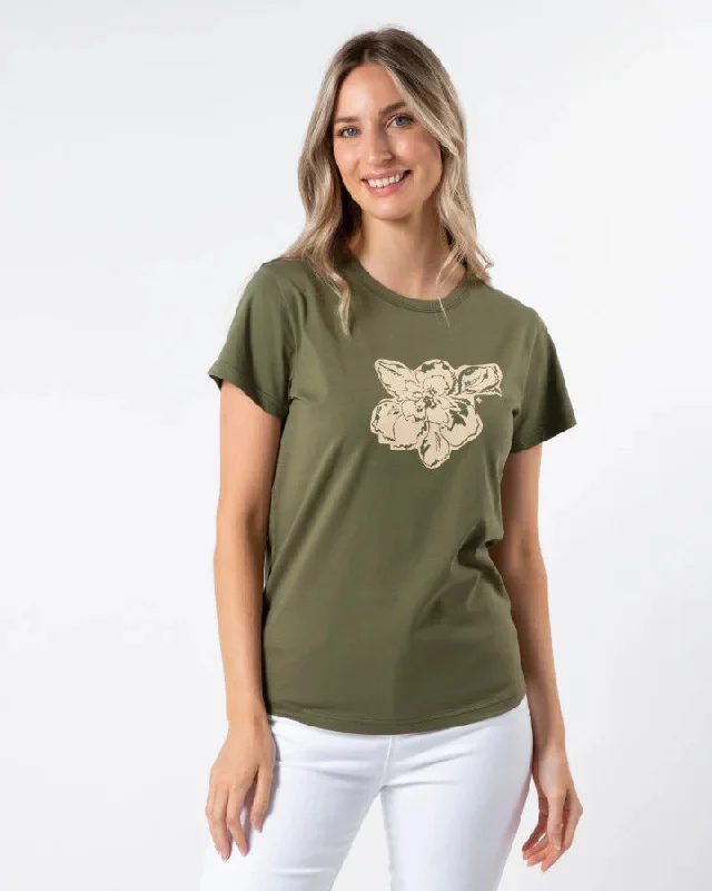 Trendy Outfits For Ladies Stella + Gemma T-Shirt Khaki Petal Garden