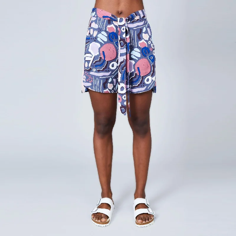 Casual Yet Stylish Separates Nostalgia Print Short