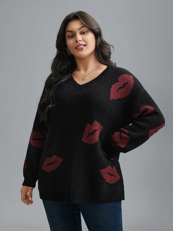 Chic Women’s Outfit Ideas Lip Print Contrast Knit Pullover